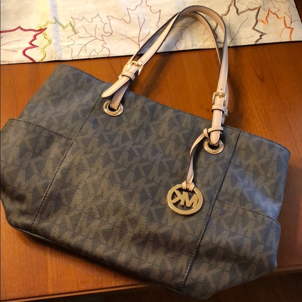 Brown leather Michael Kors bag